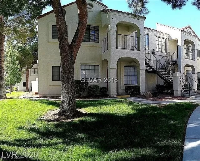 MLS: 2533714 Condo For Sale