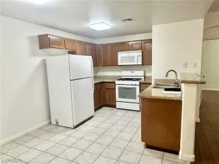 Photo #1: 2533717 Listing 