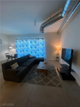 Photo #5: 2533736 Listing 