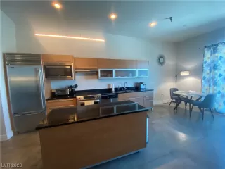 Photo #6: 2533736 Listing 