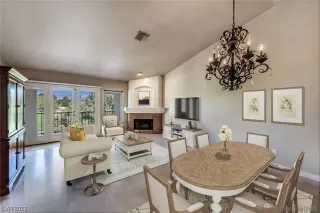 Photo #6: 2533737 Listing