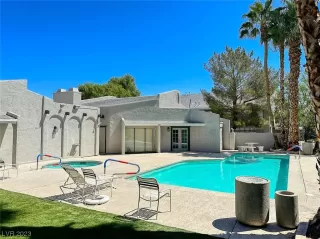 Photo #3: 2533744 Listing 