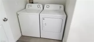 Photo #6: 2533750 Listing