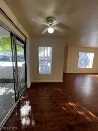 Photo #2: 2533756 Listing 