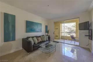 Photo #1: 2533766 Listing