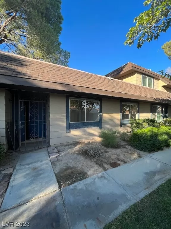 MLS: 2533796 Condo For Sale