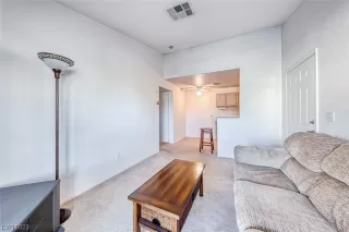 Photo #5: 2533803 Listing 