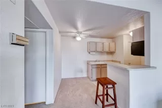 Photo #6: 2533803 Listing 