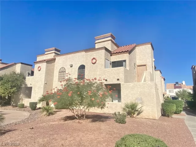 MLS: 2533811 Condo For Sale