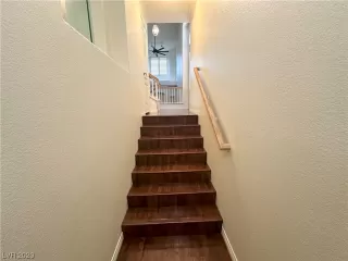 Photo #3: 2533815 Listing