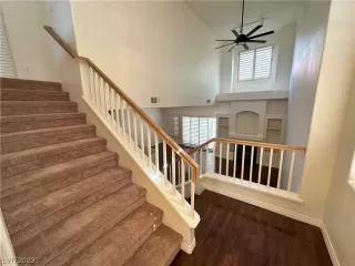 Photo #5: 2533815 Listing