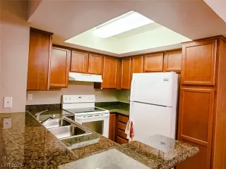 Photo #4: 2533862 Listing 