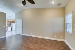 Photo #5: 2533899 Listing 