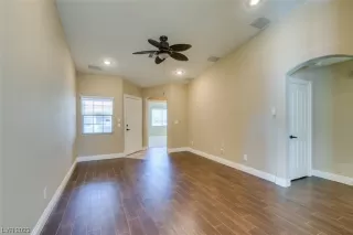 Photo #6: 2533899 Listing 