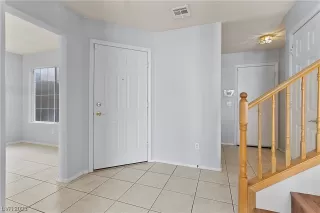 Photo #4: 2533933 Listing