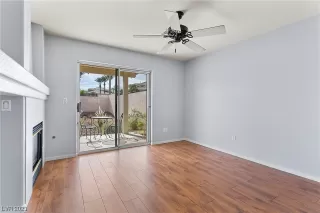 Photo #6: 2533933 Listing