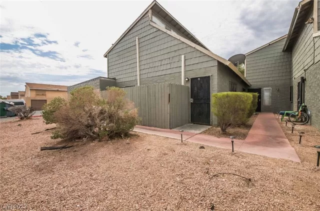 MLS: 2533941 Condo For Sale