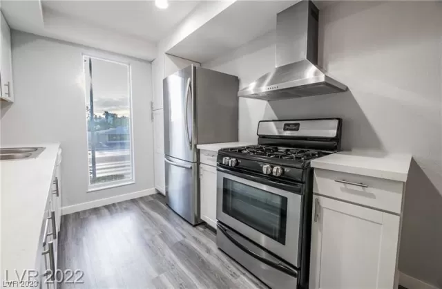 MLS: 2533946 Condo For Sale