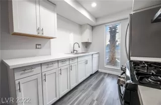 Photo #1: 2533946 Listing