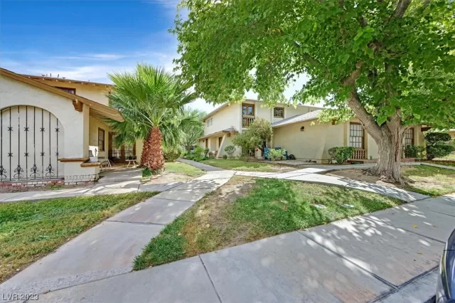 MLS: 2533950 Condo For Sale