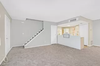 Photo #2: 2533950 Listing 