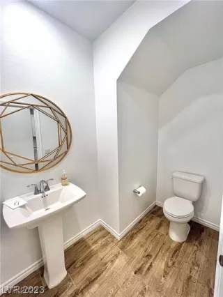 Photo #5: 2533989 Listing 