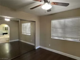 Photo #6: 2534017 Listing 