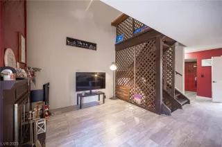 Photo #1: 2534044 Listing 