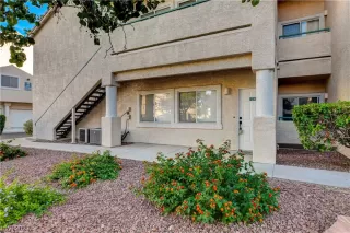 Photo #3: 2534052 Listing