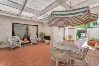 Photo #6: 2534059 Listing 