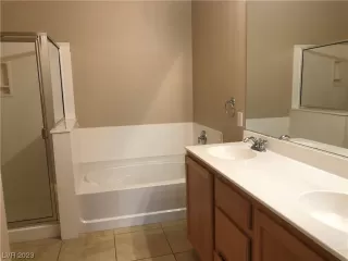 Photo #6: 2534061 Listing 