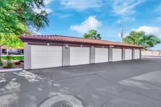 Photo #4: 2534067 Listing