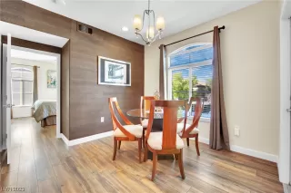 Photo #6: 2534067 Listing