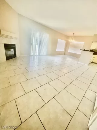 Photo #2: 2534075 Listing 