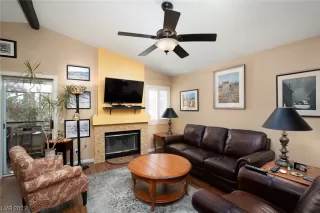 Photo #2: 2534153 Listing