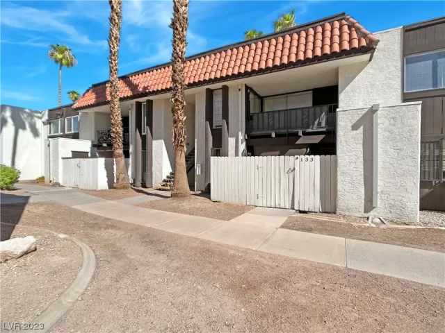 MLS: 2534168 Condo For Sale