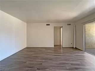 Photo #3: 2534168 Listing 