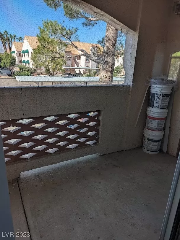 MLS: 2534169 Condo For Sale