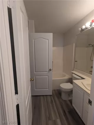 Photo #1: 2534169 Listing 