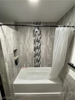 Photo #6: 2534212 Listing