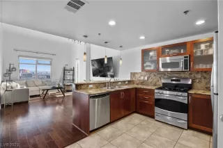 Photo #5: 2534322 Listing 