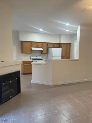 Photo #3: 2534349 Listing 