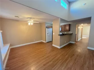 Photo #5: 2534353 Listing
