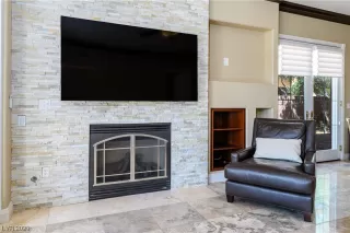 Photo #4: 2534482 Listing