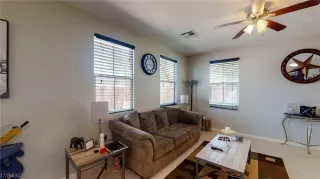 Photo #3: 2534507 Listing