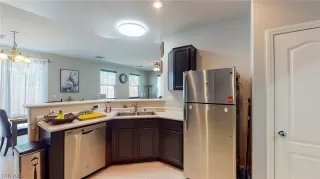 Photo #6: 2534507 Listing