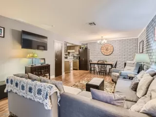 Photo #3: 2534515 Listing 