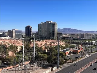 Photo #3: 2534537 Listing