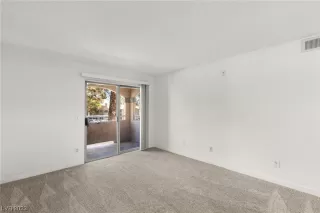 Photo #5: 2534549 Listing 