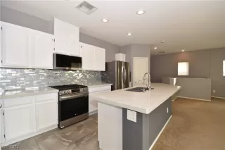 Photo #1: 2534588 Listing 